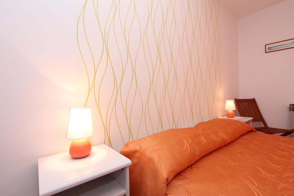 Apartments Sturago Ровінь Екстер'єр фото