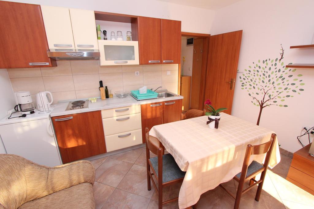 Apartments Sturago Ровінь Екстер'єр фото